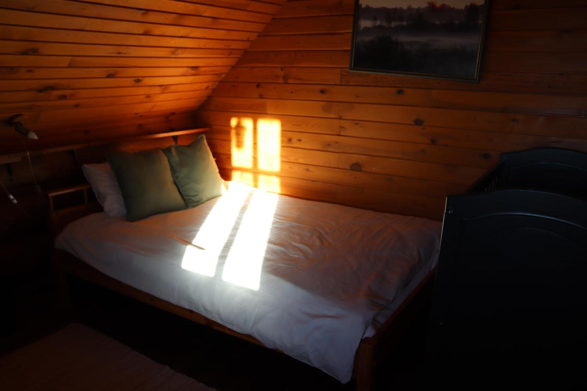Kundzini Hotel Bīriņi Екстериор снимка