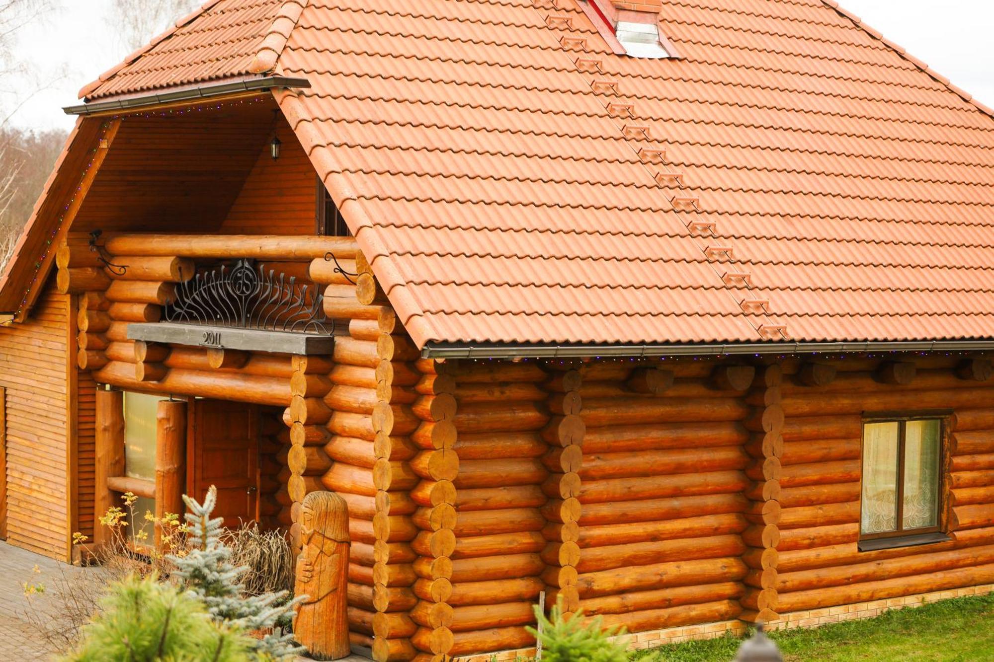 Kundzini Hotel Bīriņi Екстериор снимка